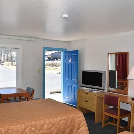Pocono Night Lodge バートンズビル エクステリア 写真