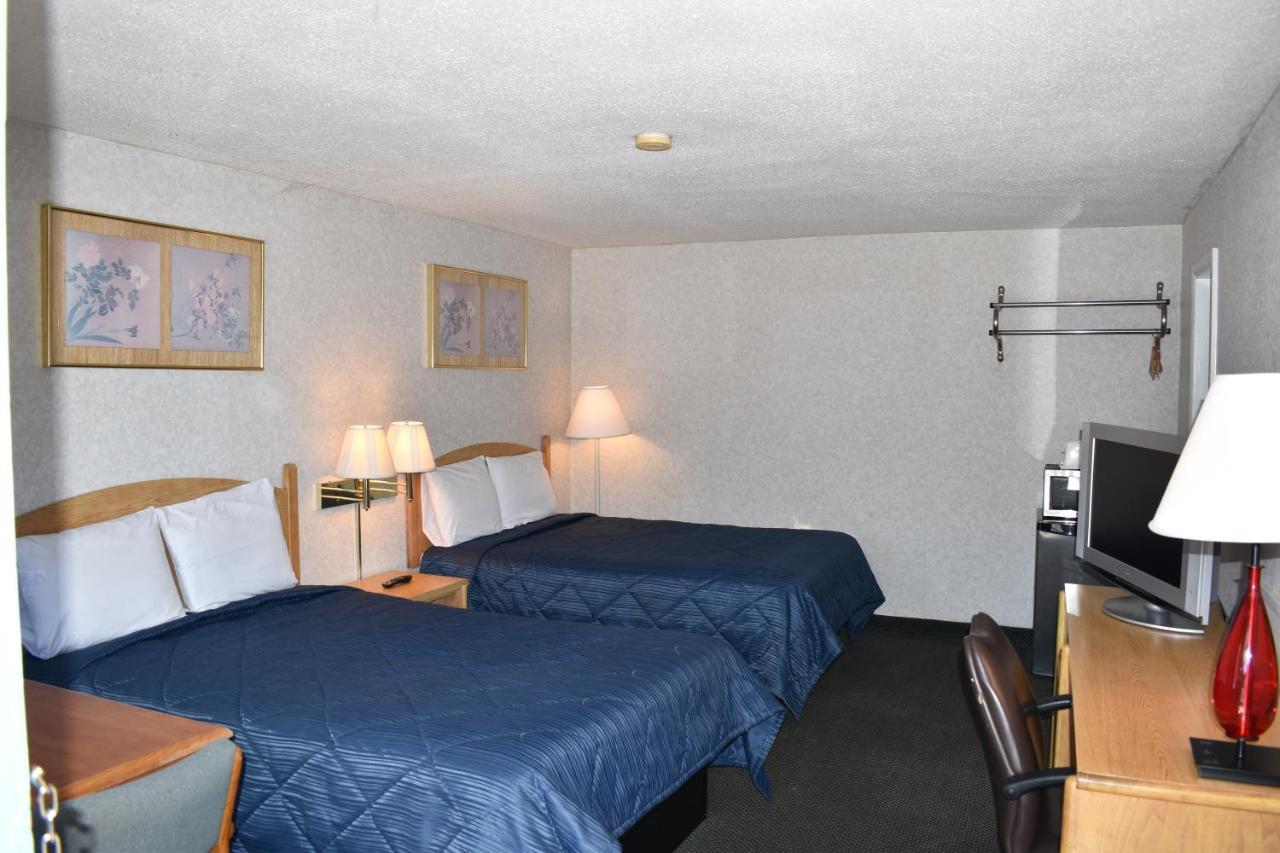 Pocono Night Lodge バートンズビル エクステリア 写真